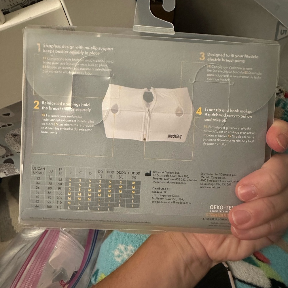 Medela pumping bra. Size medium. Not used.